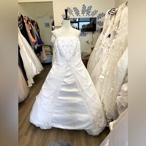 David’s Bridal Wedding  Dress